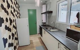 Family Flat Stade De France Airport Cdg Le Bourget 